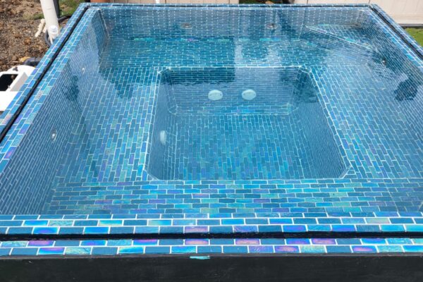 SPA A DEBORDEMENT – 8 Jets